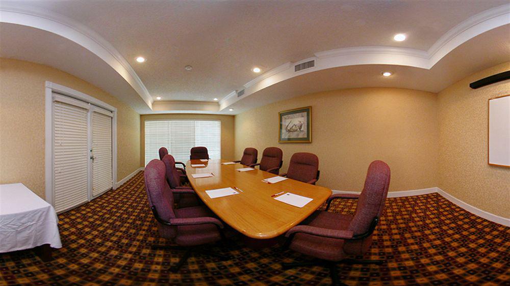 Quality Suites Irving-Las Colinas Exterior foto